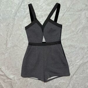 WHITNEY Eve gray and black romper size 0